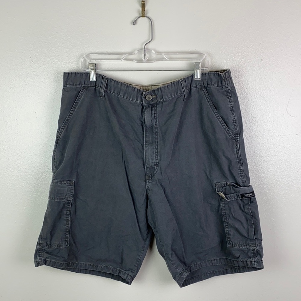 Wrangler | Men’s Flex Waist Cargo Shorts 42
